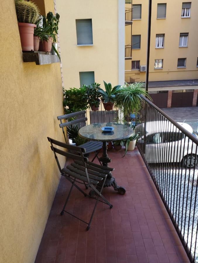 Appartamento Spazioso In Mazzini Bologna Eksteriør billede